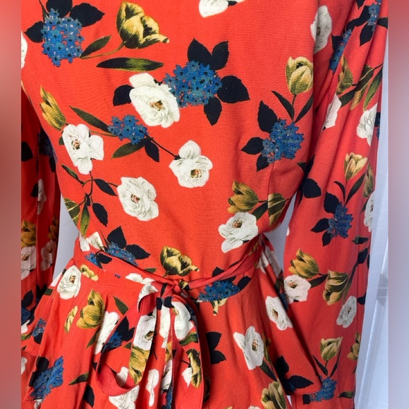 ASOS Red Floral Wrap Long Sleeve V-neck Viscose Blouse Top Size 4 - Picture 8 of 11